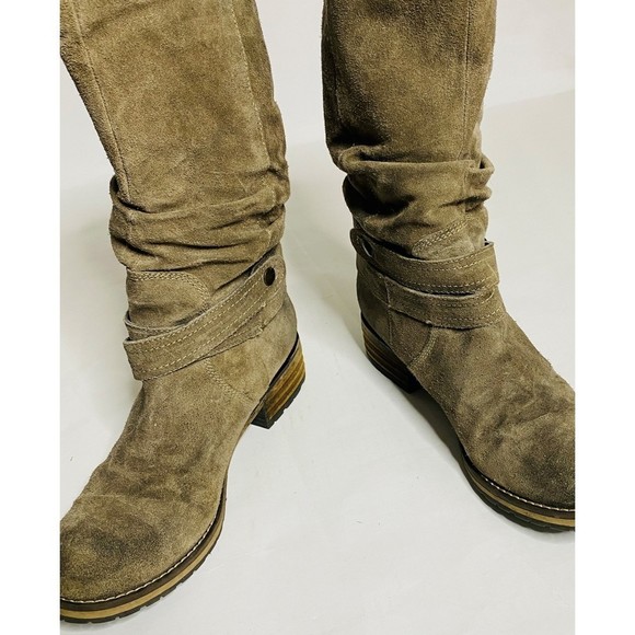 Clarks Tan Suede Combat & Moto Boots - Picture 5 of 10